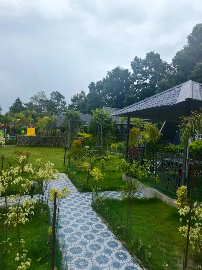 Casa Aframe cottage exterior, Manas