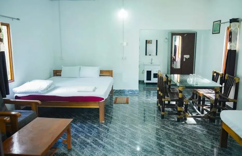 Villa Belvedere bedrooms, Manas